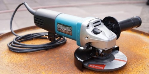 Makita 9558HNRGX3