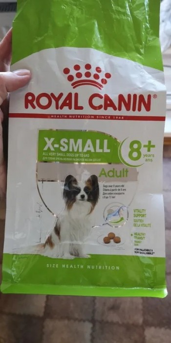 Royal Canin X-Small Adult 8+ 3 kg