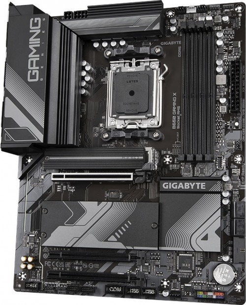 Gigabyte B650 GAMING X