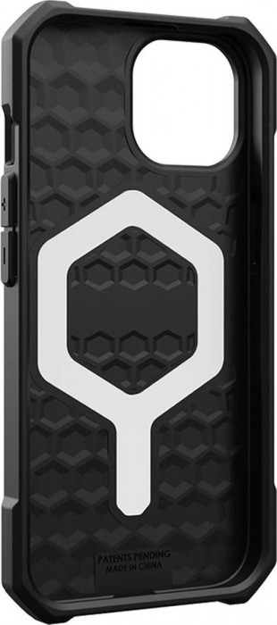 UAG Essential Armor with Magsafe for iPhone 15