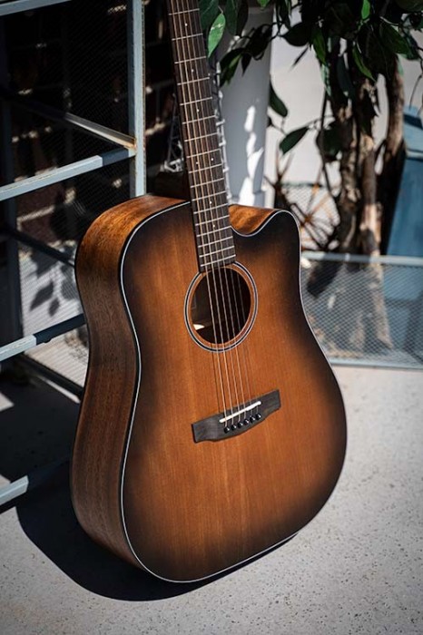 Cort Core-DC Mahogany