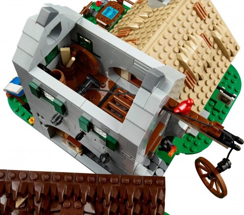 Lego Medieval Town Square 10332