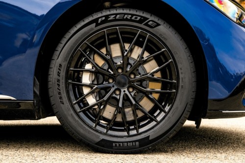 Pirelli PZero E