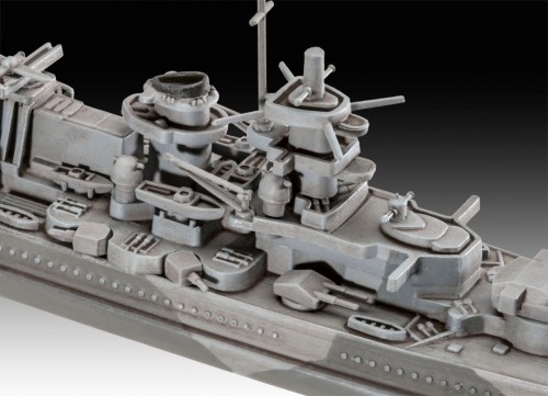 Revell Battleship Gneisenau (1:1200)