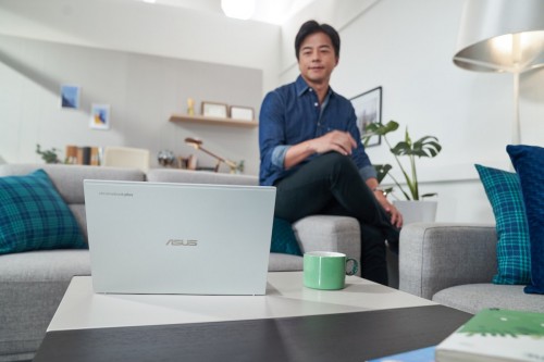 Asus ExpertBook CX54 Chromebook Plus CX5403CMA