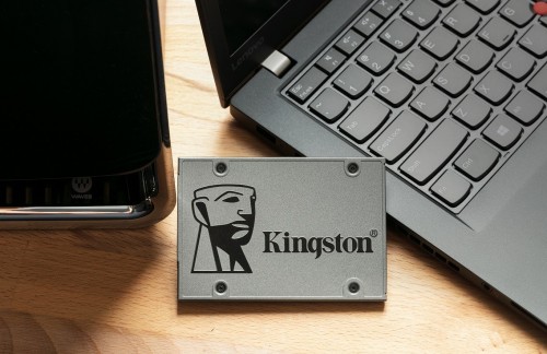 Kingston UV500 SSD