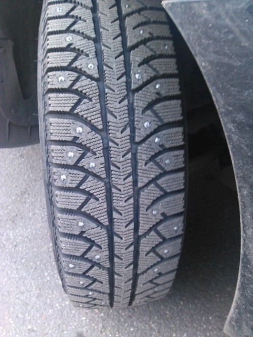 Bridgestone Ice Cruiser 7000