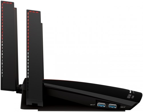 NETGEAR XR700