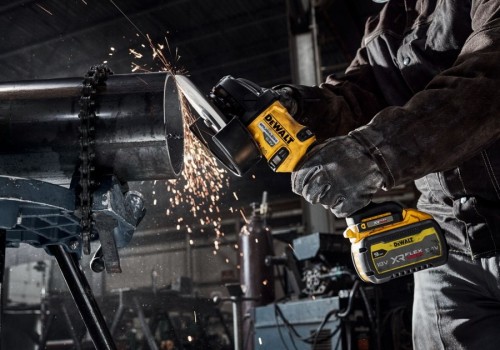 DeWALT DCG440