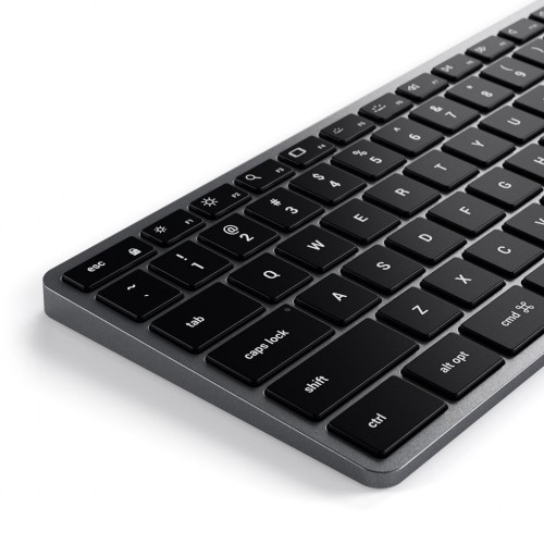 Satechi Slim W3 Wired Backlit Keyboard