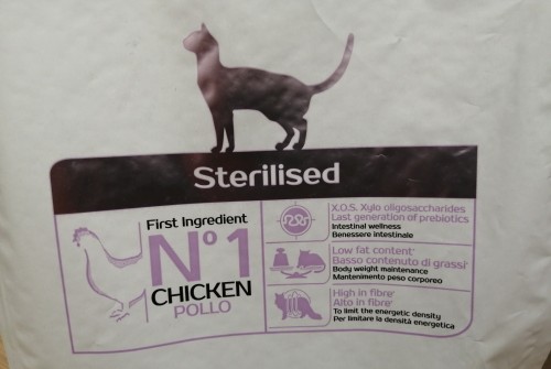 Monge Speciality Line Sterilised Chicken/Rice 1.5 kg