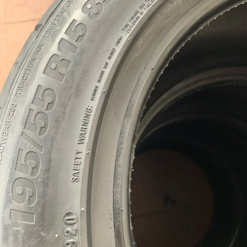 Kumho Ecsta V720