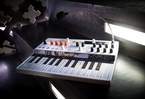 Arturia MicroFreak Vocoder Edition