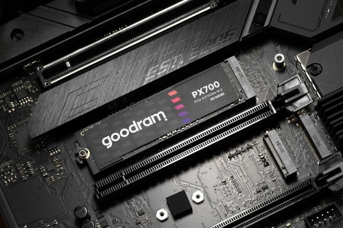 GOODRAM PX700