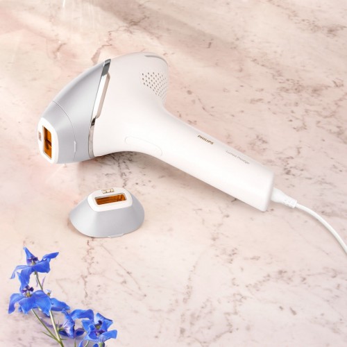 Philips Lumea IPL BRI 940