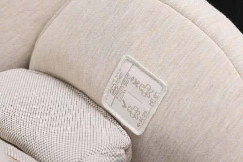 Chicco First-Seat Recline i-Size