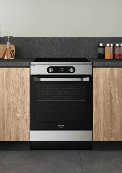 Hotpoint-Ariston HS68IQ8CHXE