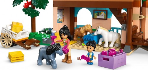 Lego Pony Ranch and Stable 42654