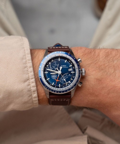 Timex Fly Back Chrono x Pan Am TW2W97200