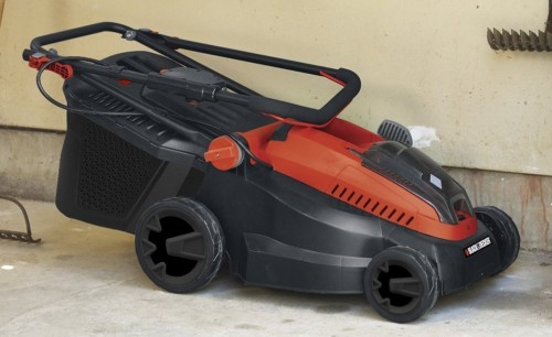 Газонокосилка Black&Decker CLM 3820 L2