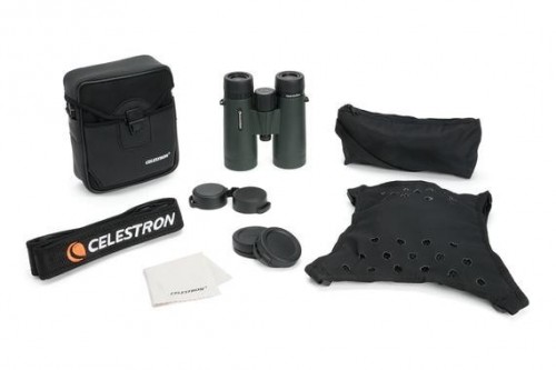 Celestron TrailSeeker 8x42