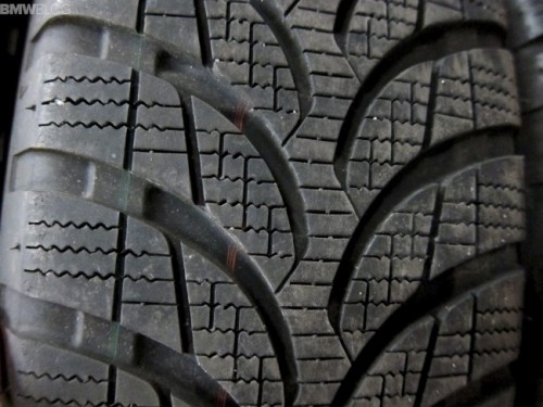 Bridgestone Blizzak LM-500