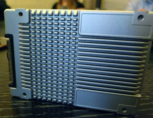Intel DC P3520