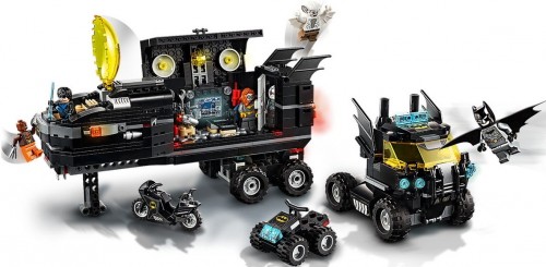 Lego Mobile Bat Base 76160