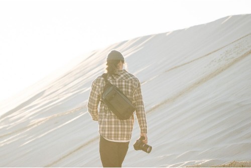 WANDRD Roam Sling 9