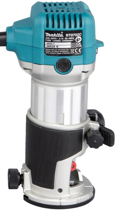 Makita RT0702C