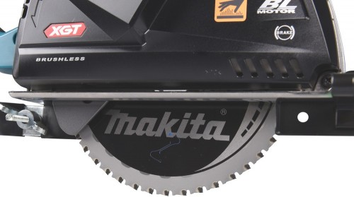 Makita CS002GZ