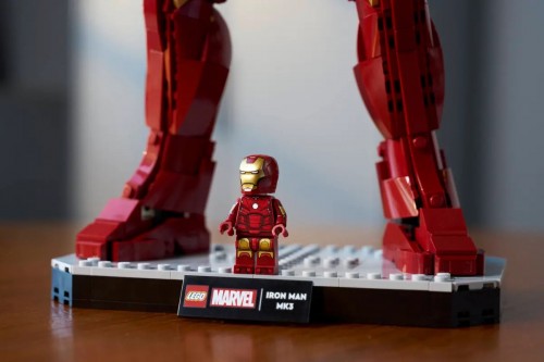 Lego Iron Man Mark 3 Collectors Edition 76344