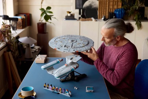 Lego Star Trek U.S.S Enterprise NCC-1701-D 10356