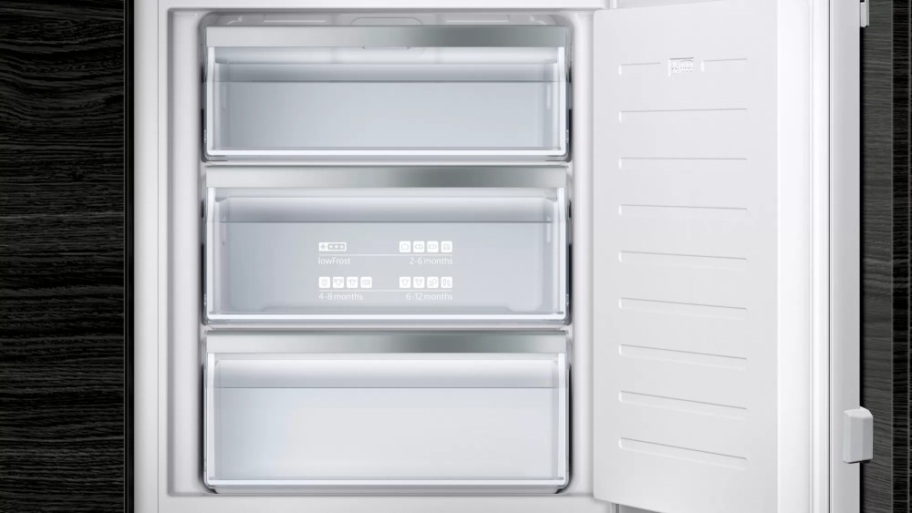 Встраиваемая морозильная камера Siemens GI 11VADE0
