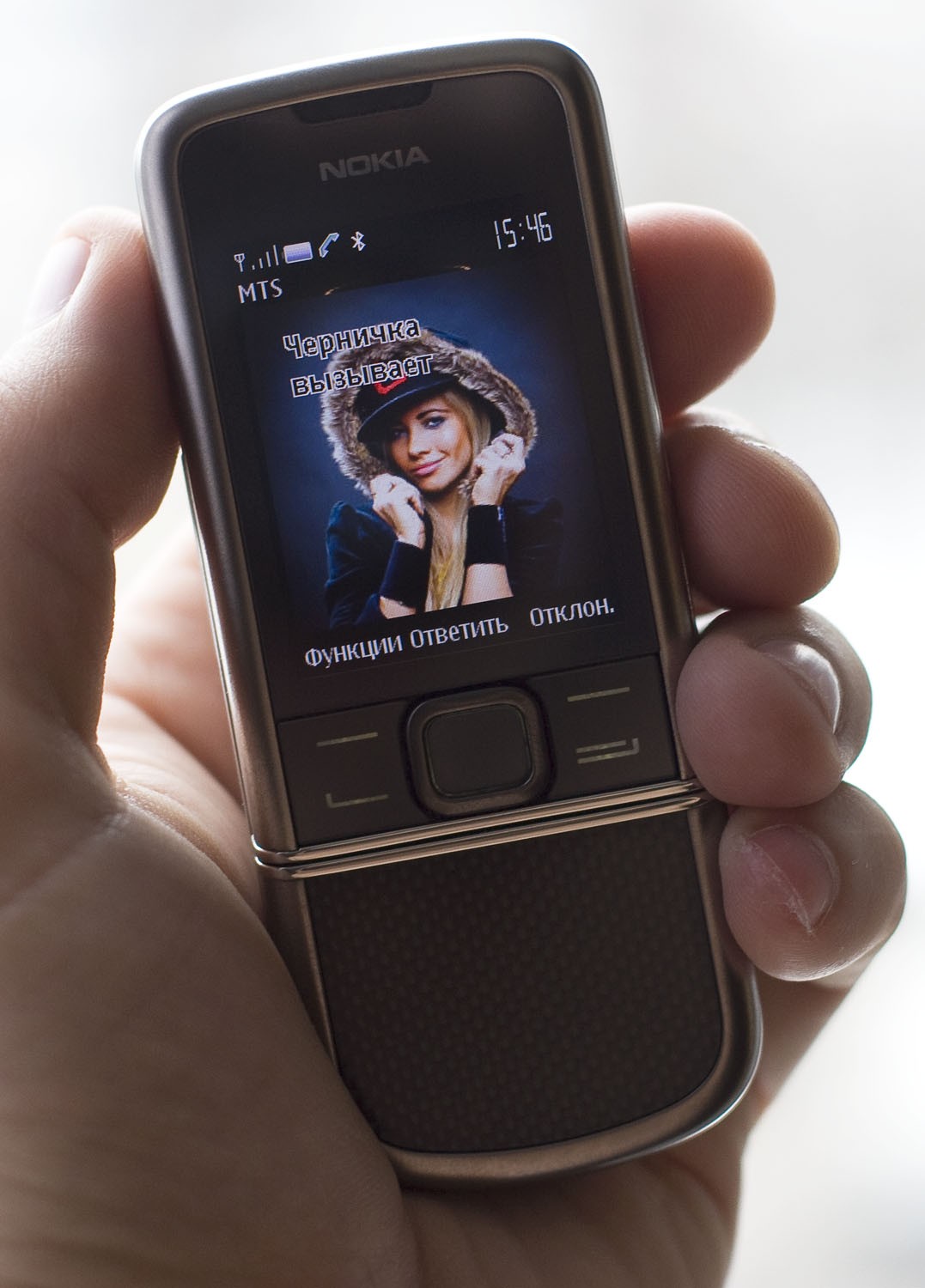 Мобильный телефон Nokia 8800 Carbon Arte. Вопросы и ответы о Nokia 8800  Carbon Arte