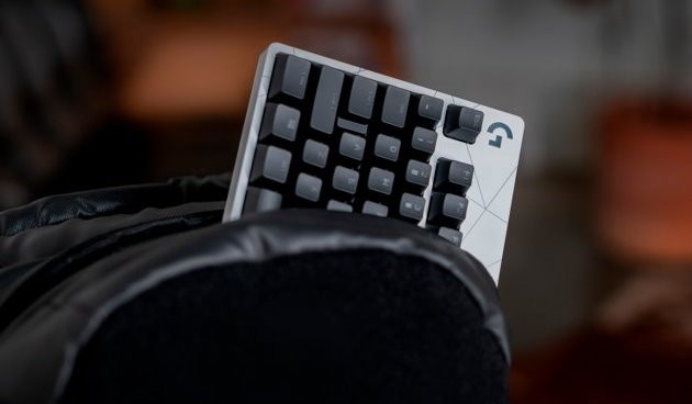 Клавиатура Logitech G Pro GX Gaming Keyboard K/DA Edition (920-010077)