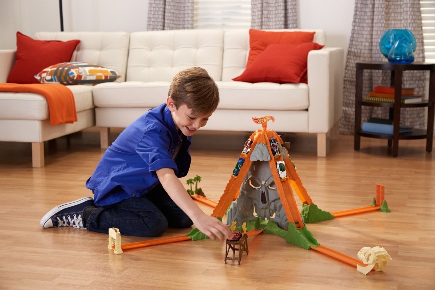 hot wheels track builder volcano blast