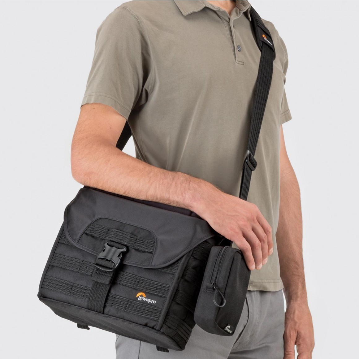 lowepro protactic sh 200 aw
