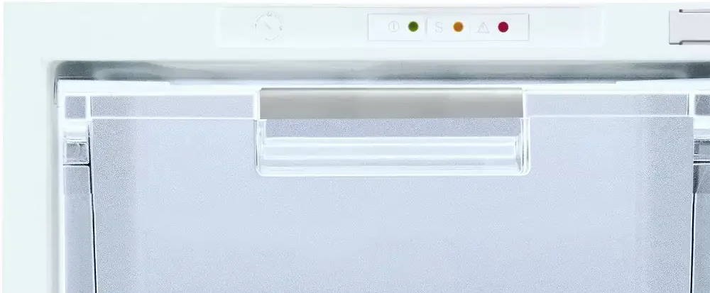 Встраиваемая морозильная камера Bosch GUD15ADF06