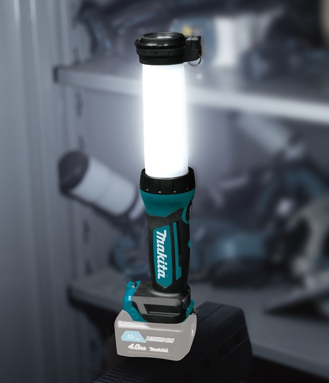 Фонарик Makita DEAML 104