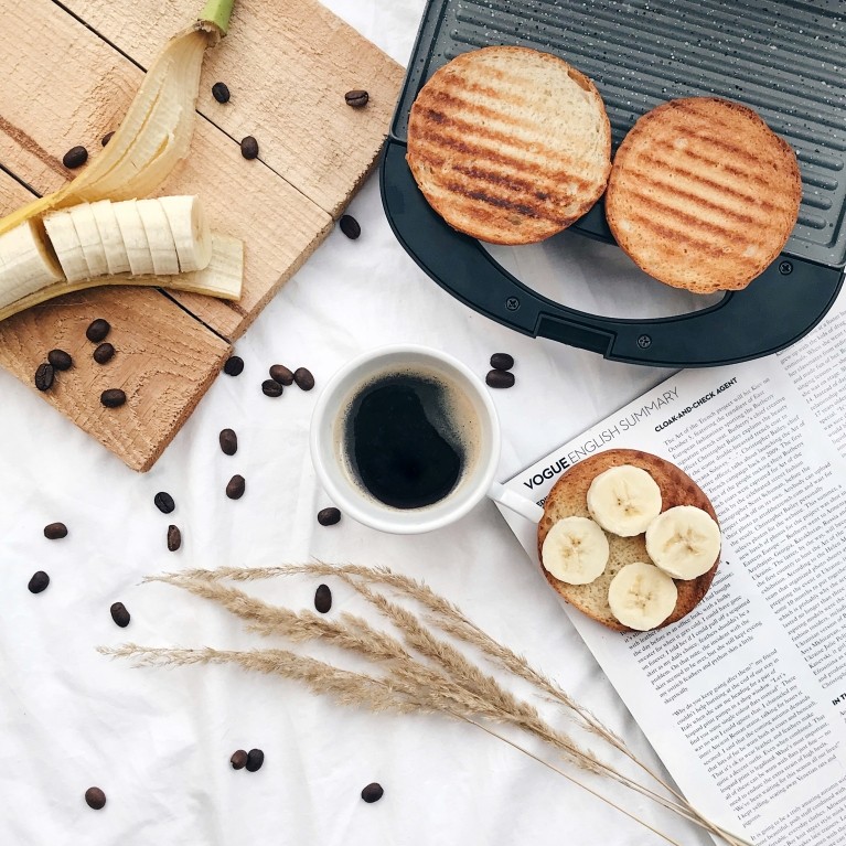 Бутербродница Magio MG-367